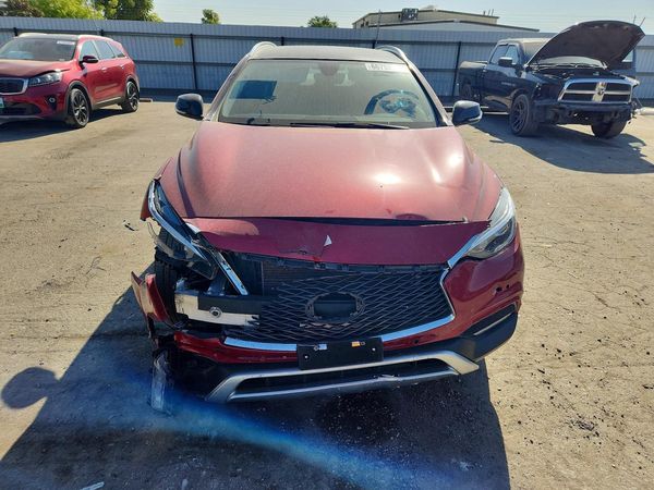 2018 INFINITI QX30