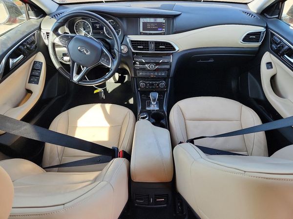 2018 INFINITI QX30