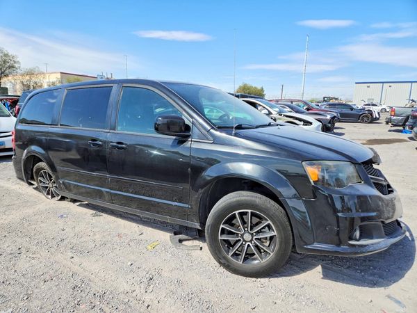 2015 DODGE CARAVAN SXT — Passenger 3/4