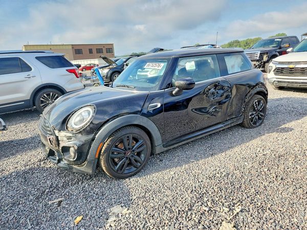 2021 MINI COOPER