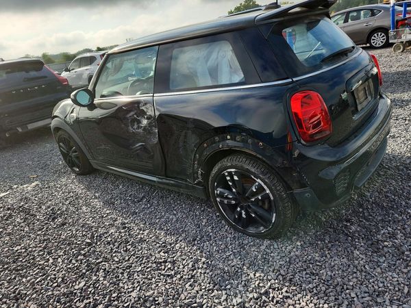 2021 MINI COOPER