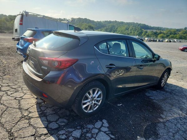 2014 MAZDA 3