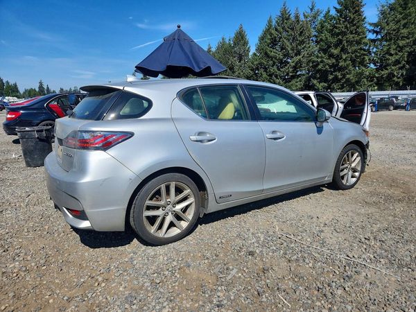 2016 LEXUS CT 200h