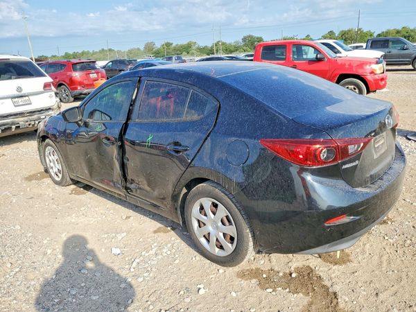 2015 MAZDA 3 Sport/GX