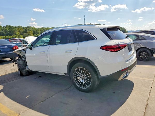 2023 MERCEDES-BENZ GLC