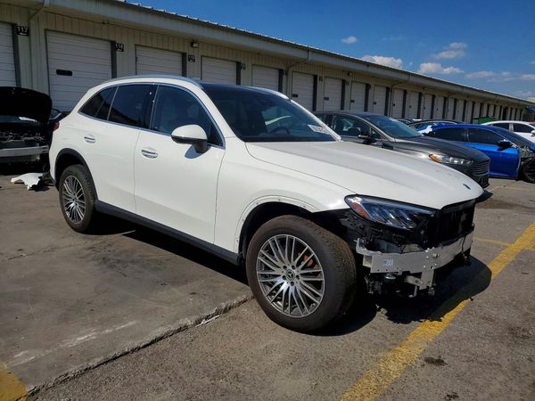2023 MERCEDES-BENZ GLC