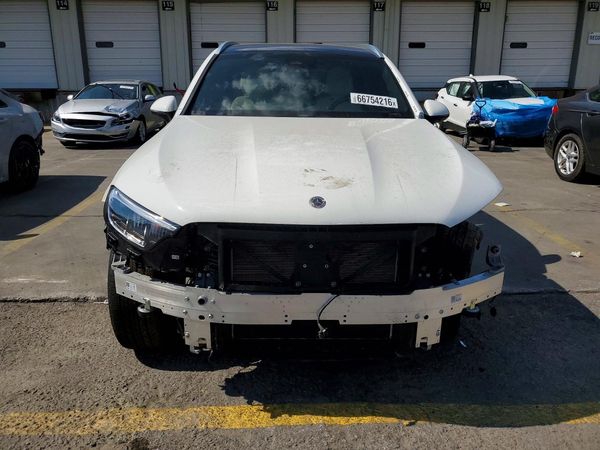 2023 MERCEDES-BENZ GLC