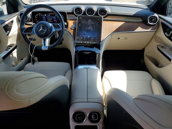 2023 MERCEDES-BENZ GLC