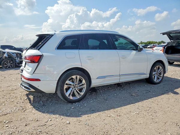 2021 AUDI Q7