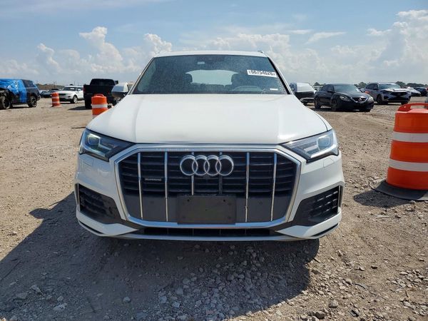 2021 AUDI Q7