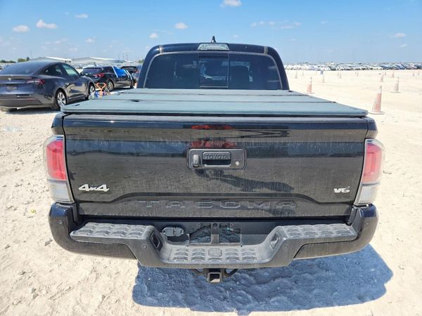 2020 TOYOTA TACOMA Limited