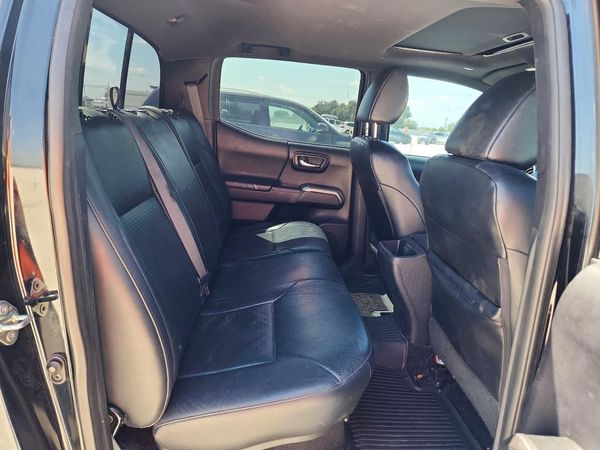 2020 TOYOTA TACOMA Limited