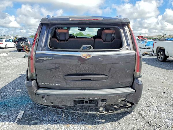 2016 CADILLAC ESCALADE