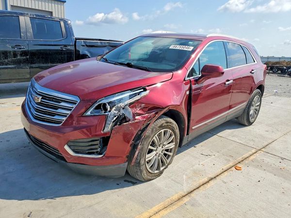 2017 CADILLAC XT5