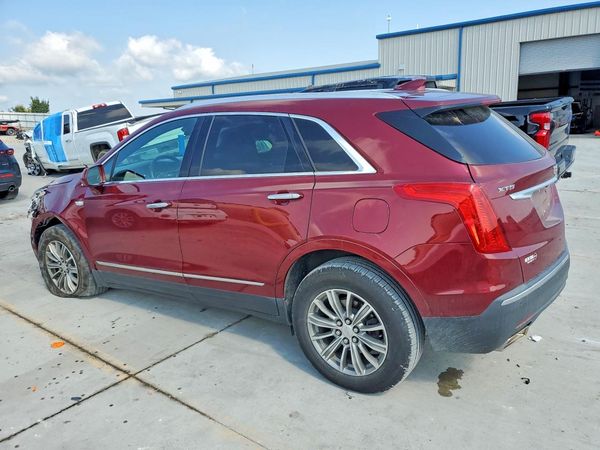 2017 CADILLAC XT5