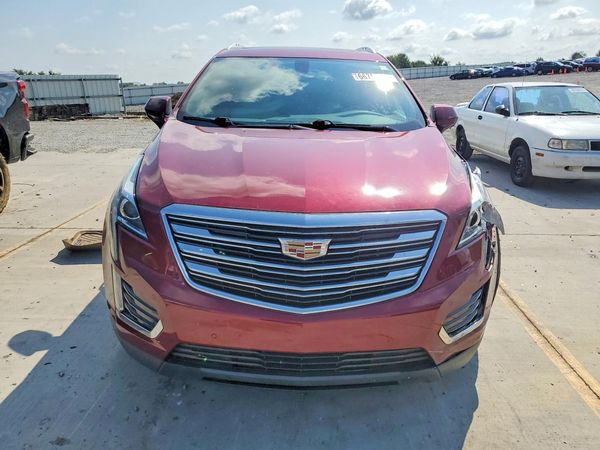 2017 CADILLAC XT5