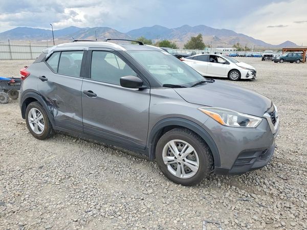 2019 NISSAN KICKS