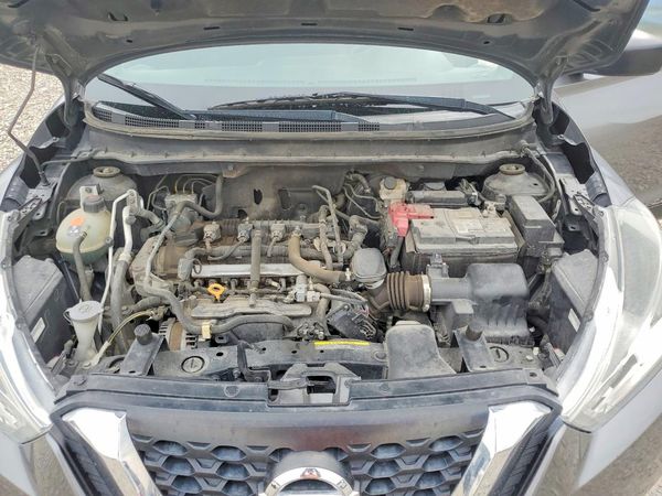 2019 NISSAN KICKS