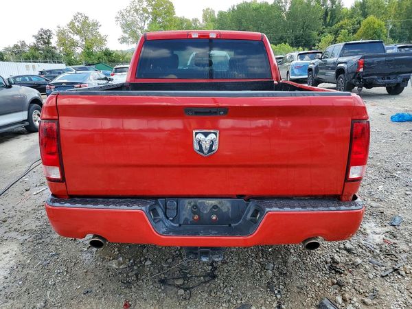 2015 RAM 1500 ST