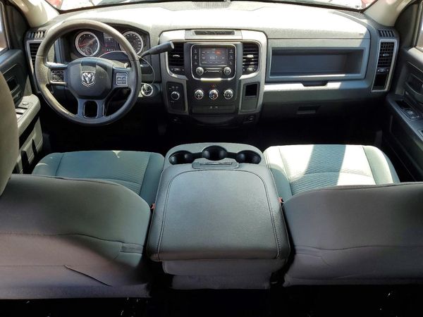 2015 RAM 1500 ST