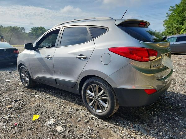 2014 HYUNDAI TUCSON GLS (Middle Level)