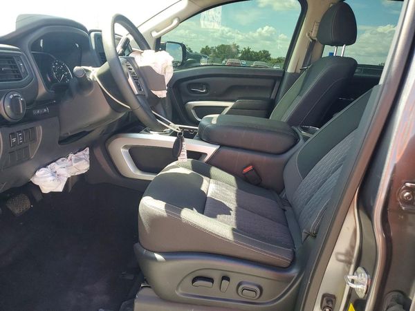 2023 NISSAN TITAN