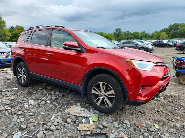 2016 TOYOTA RAV4