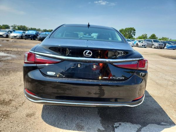 2021 LEXUS ES 250 350 Premium