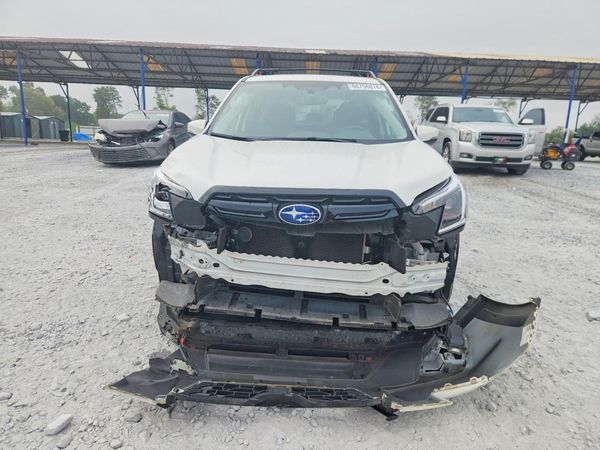 2023 SUBARU FORESTER