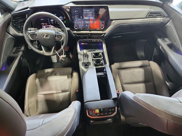 2025 LEXUS TX 350