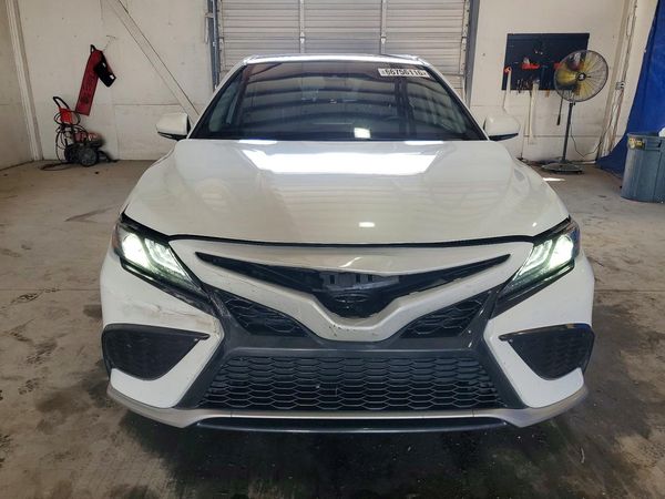 2022 TOYOTA CAMRY