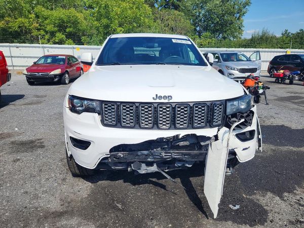 2018 JEEP GRAND CHEROKEE Laredo