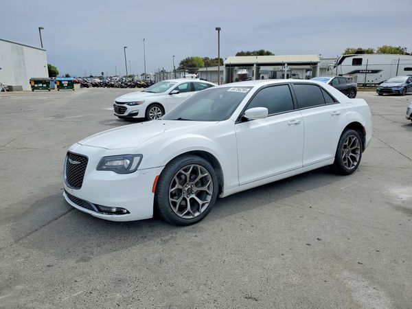 2018 CHRYSLER 300
