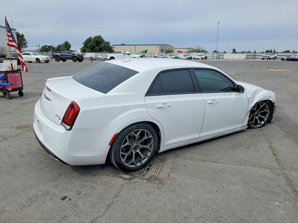 2018 CHRYSLER 300