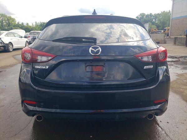 2017 MAZDA 3