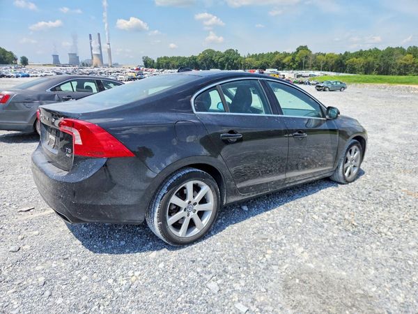 2016 VOLVO S60 SV33 Premier