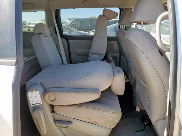 2015 KIA SEDONA GL - Middle-low