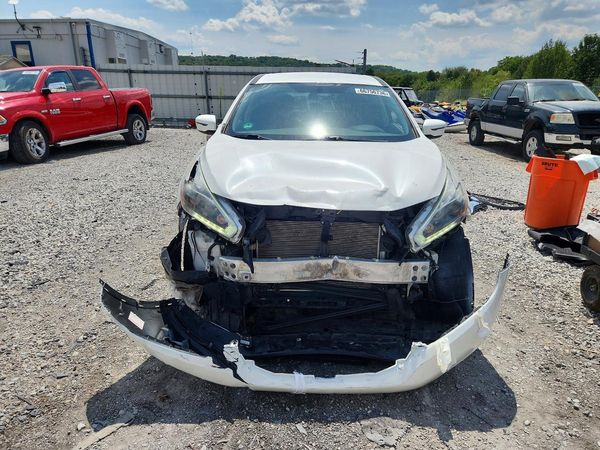 2018 NISSAN MURANO