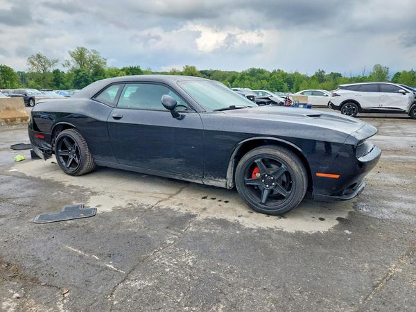 2020 DODGE CHALLENGER SXT