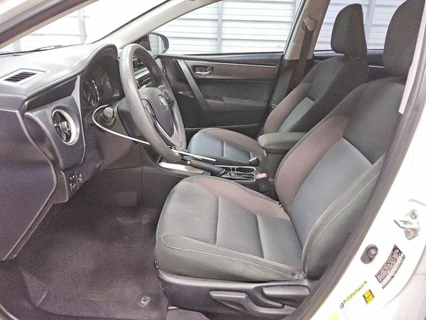 2017 TOYOTA COROLLA — DENT