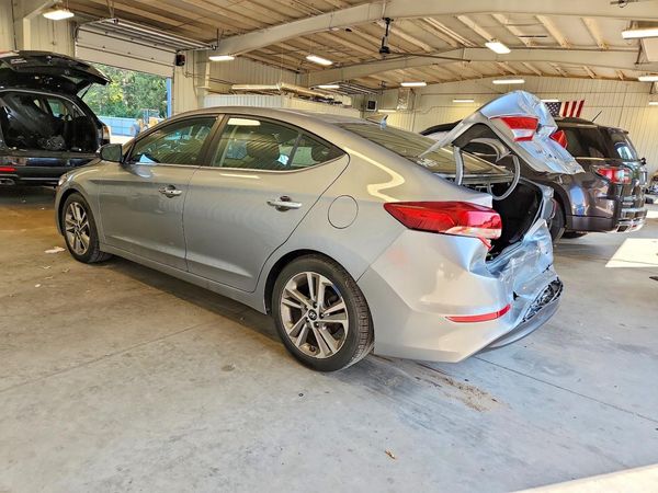 2017 HYUNDAI ELANTRA