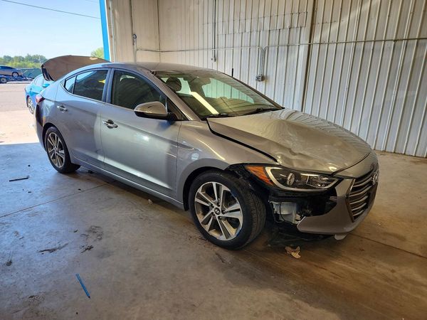 2017 HYUNDAI ELANTRA