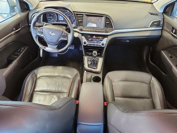 2017 HYUNDAI ELANTRA