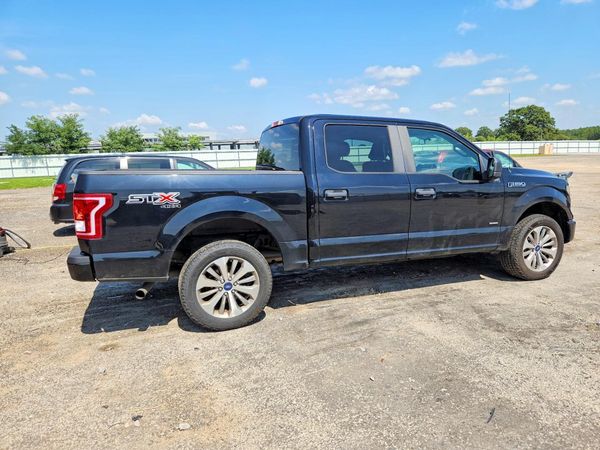 2017 FORD F150 SuperCrew