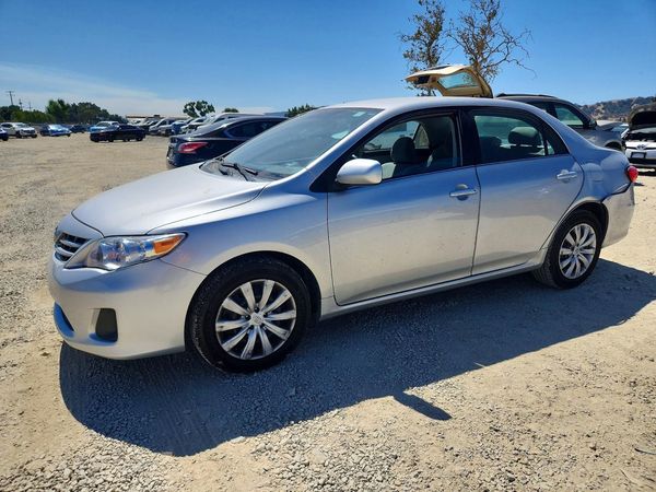 2013 TOYOTA COROLLA