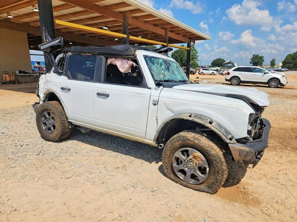 2021 FORD BRONCO — Passenger 3/4
