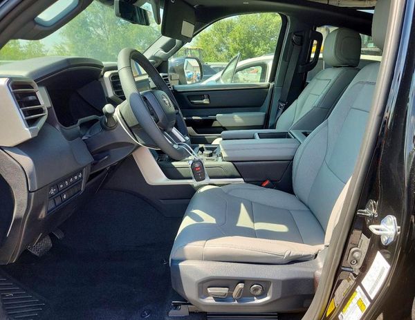 2026 TOYOTA TUNDRA