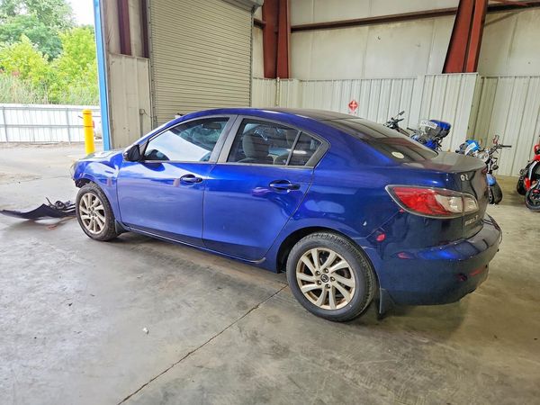 2013 MAZDA 3 Touring/GS