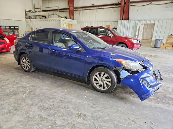 2013 MAZDA 3 Touring/GS