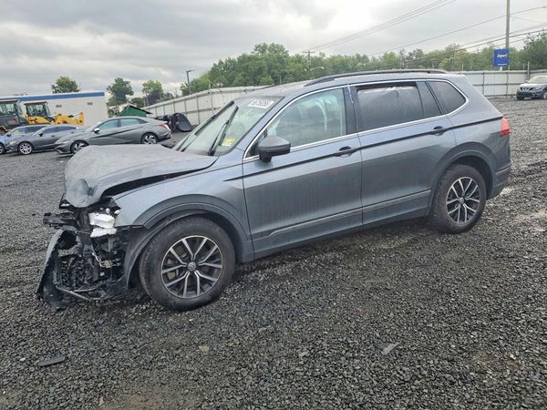 2021 VOLKSWAGEN TIGUAN — Front 3/4